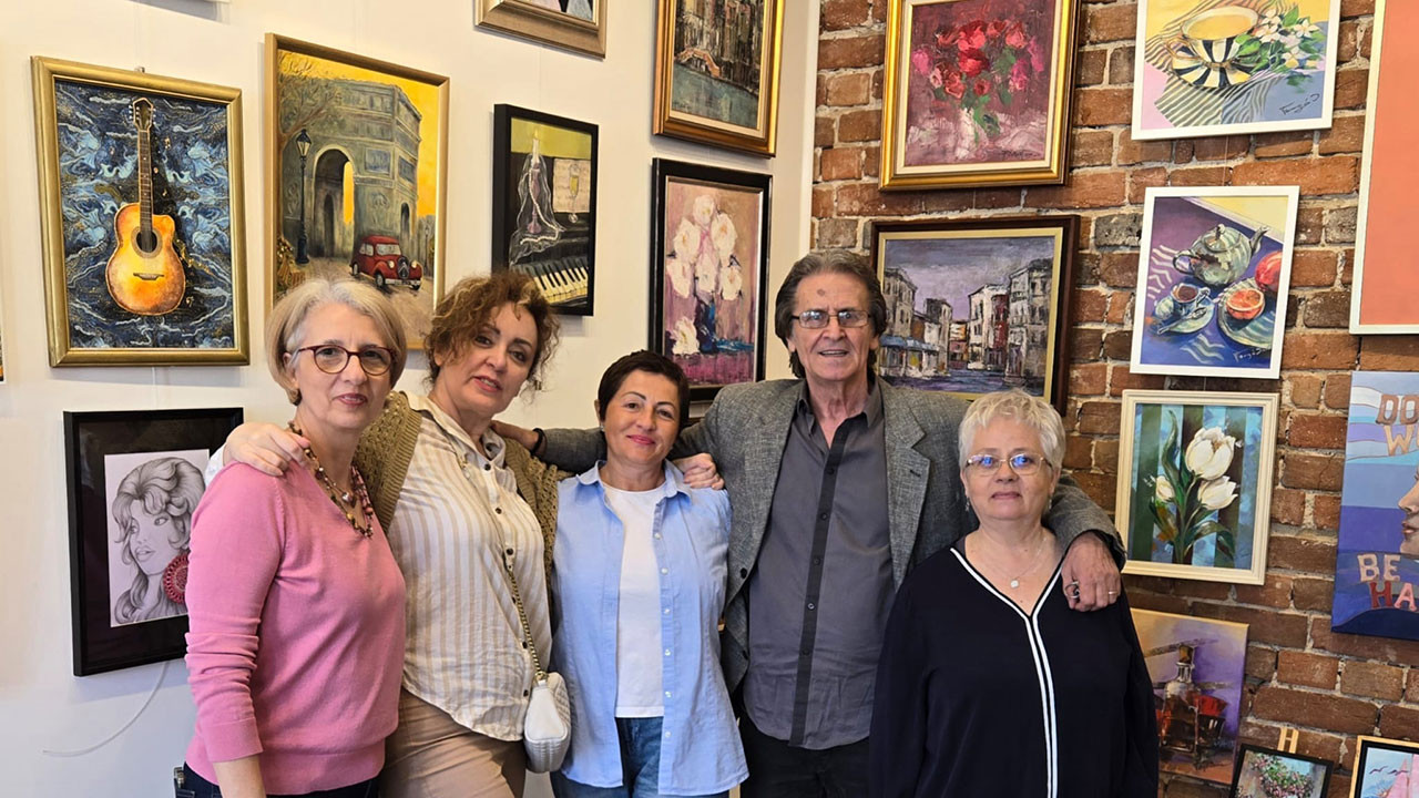 „SPECTRUM 5” ȘI CEI 5 ARTIȘTI PLASTICI DE LA GALERIA MICĂ