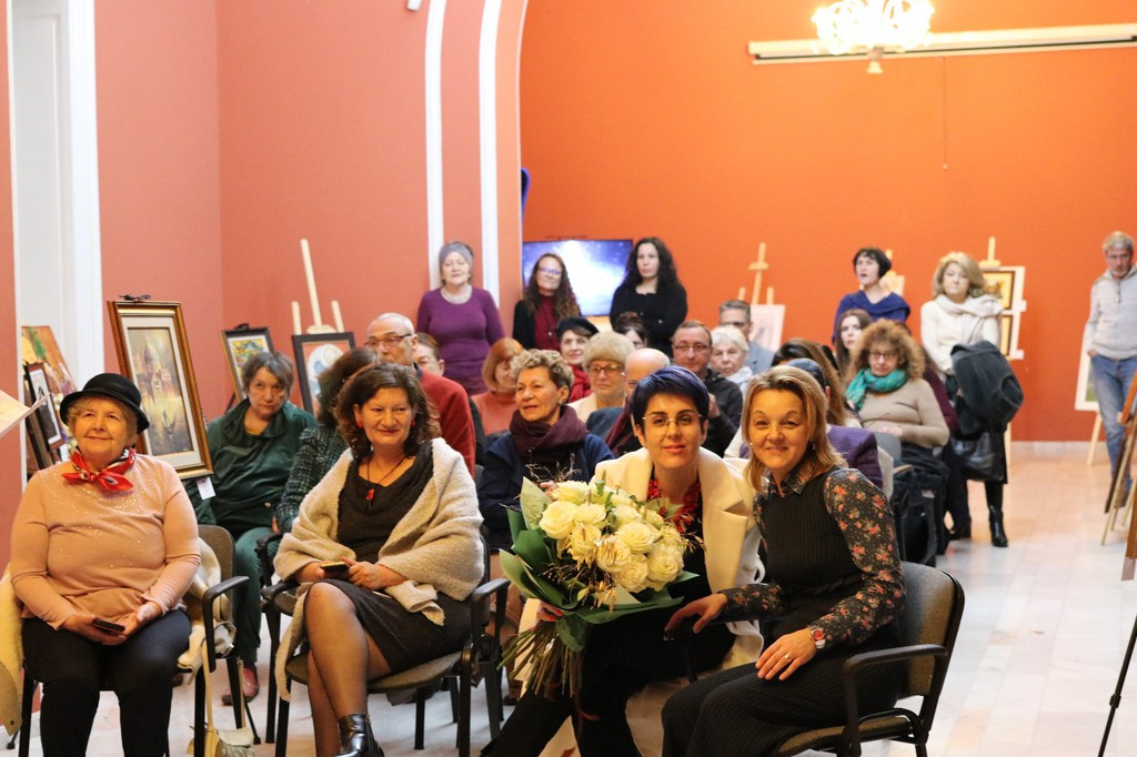 Expoziția ”PIATRĂ, STICLĂ ȘI LUMINĂ”